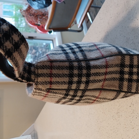 Wool signature authentic Burberry handbag - Picture 6 of 10